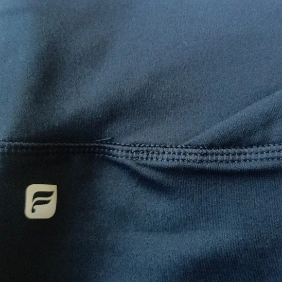 Fabletics Mid Rise Capri - Picture 4 of 11